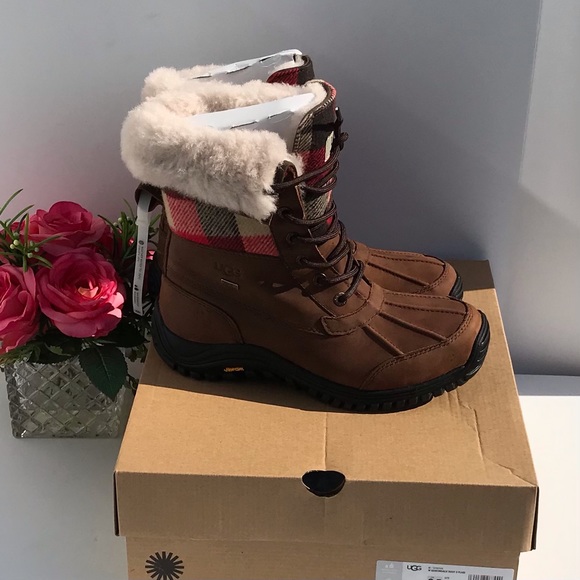 UGG ADIRONDACK II BOOTS PLAID - Picture 5 of 10